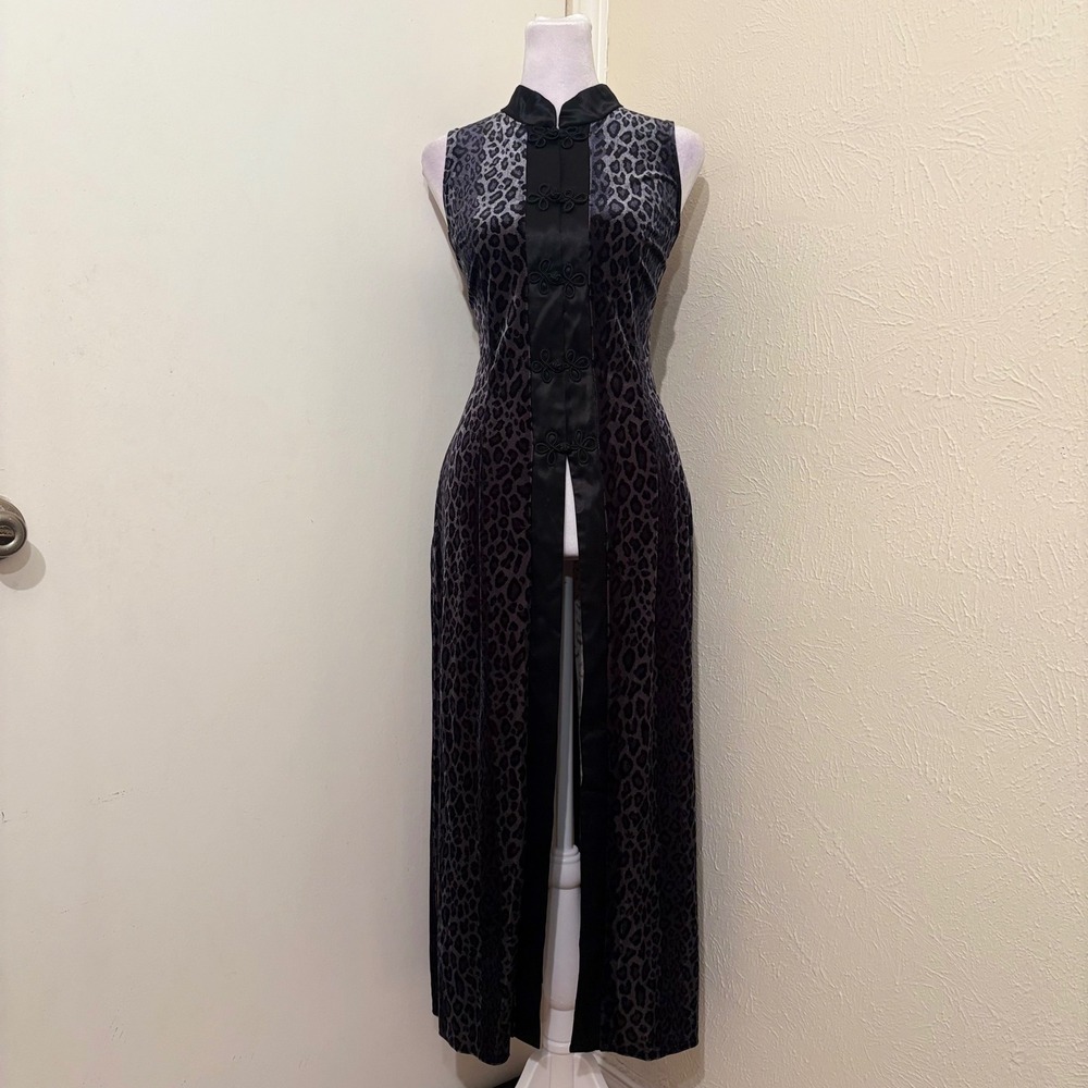 Vintage 90s Y2K Silver Velvet Snow Leopard Velvet Long Layering Qipao Top Sz 6